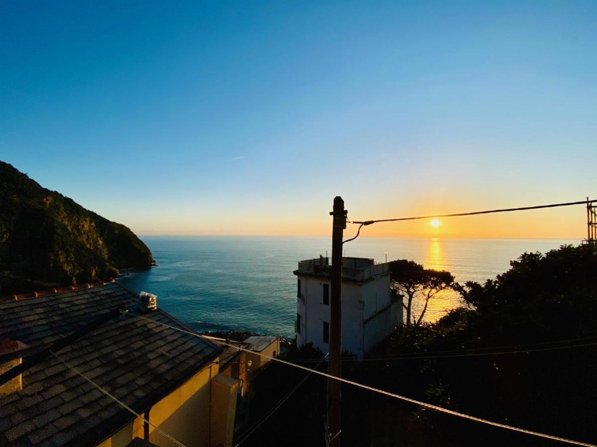 Al Castello Apartment Riomaggiore Luaran gambar