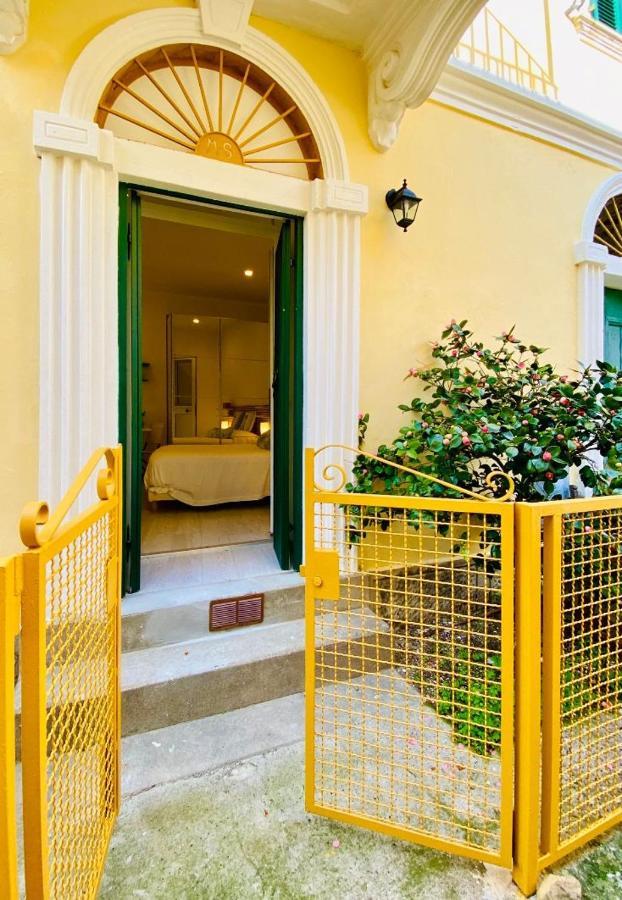 Al Castello Apartment Riomaggiore Luaran gambar